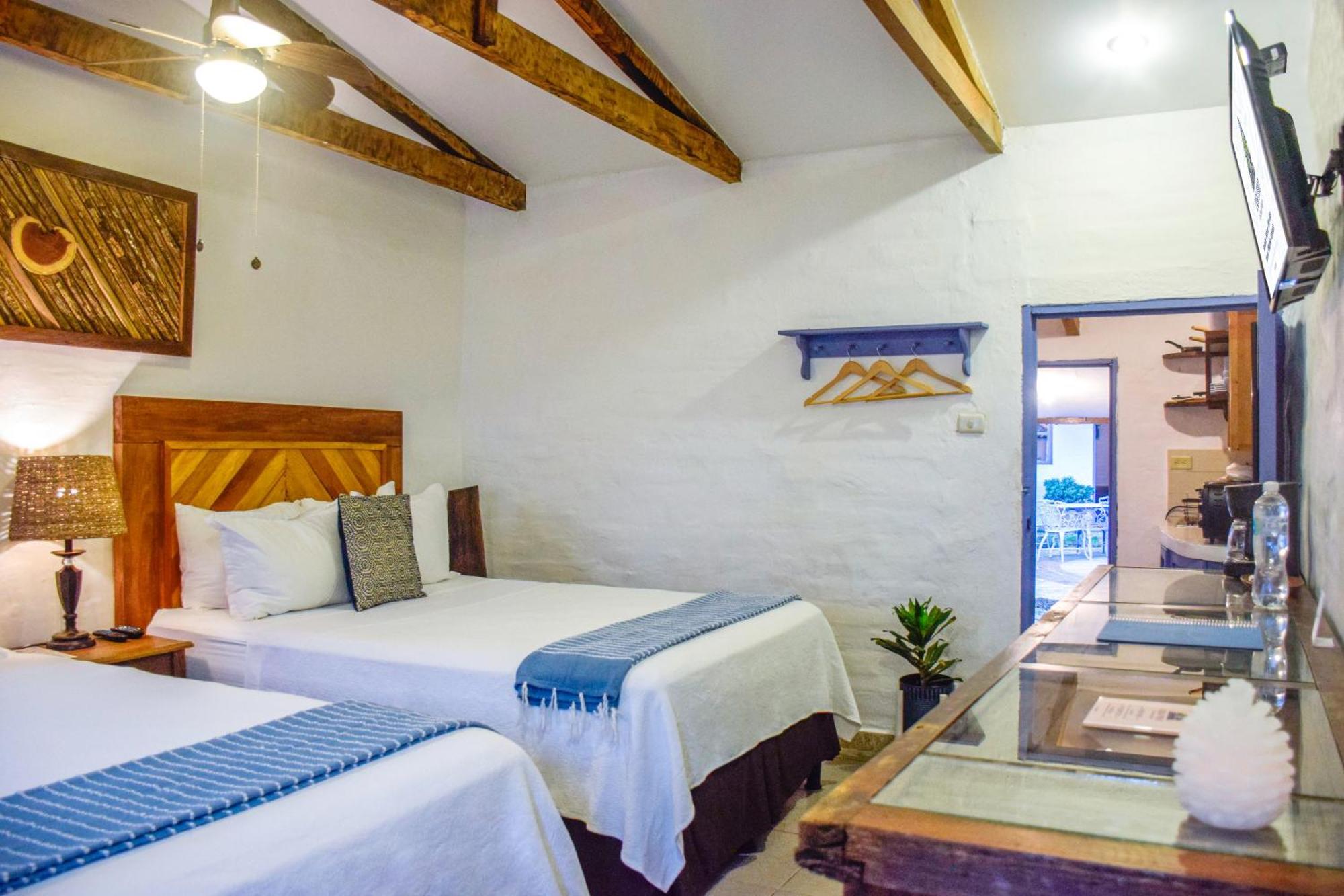 Hotel Casa Pino, Tu Casa En Ataco Консепсьон-де-Атако Экстерьер фото
